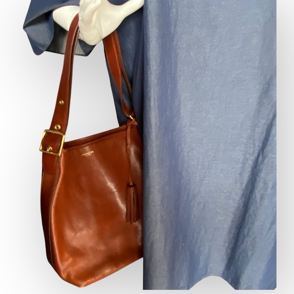 Coach Legacy Duffle - Picture 3 of 16